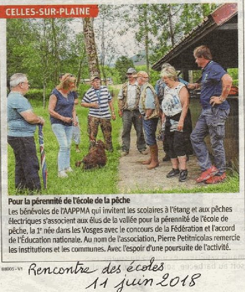Coupure de presse Vosges Matin : bénévoles et élus lors de la Rencontre des écoles du 11 juin 2018