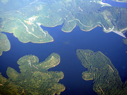 Vue aérienne du lac de Pierre-Percée